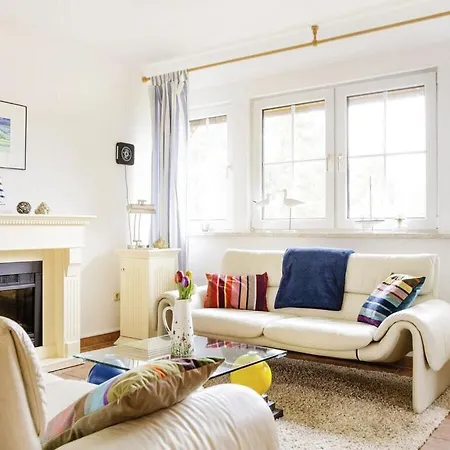 Holiday home Wildrose *